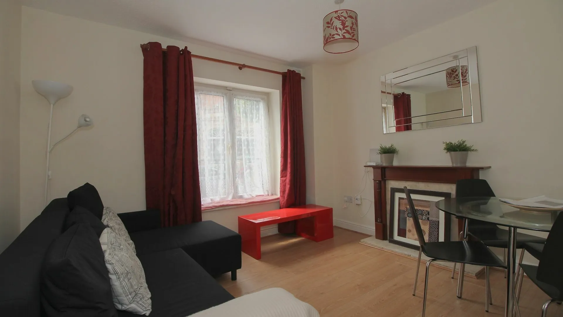 South City Centre Apartment Dublin 0*,  Ireland